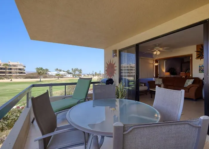 Сasa de vacaciones Charming Golf-view With Pool, Hot Tub, Terrace & Wifi *