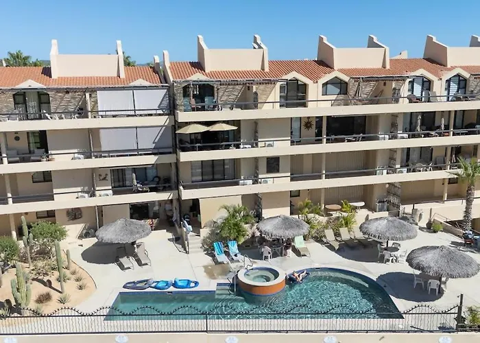 Charming Golf-view With Pool, Hot Tub, Terrace & Wifi Сasa de vacaciones *